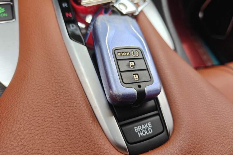Used Honda Avancier 2017 240TURBO Two-Wheel Drive Comfort Version Vehicle Key