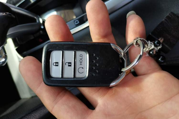 Used Honda Avancier 2017 240TURBO Two-Wheel Drive Luxury Edition Vehicle Key