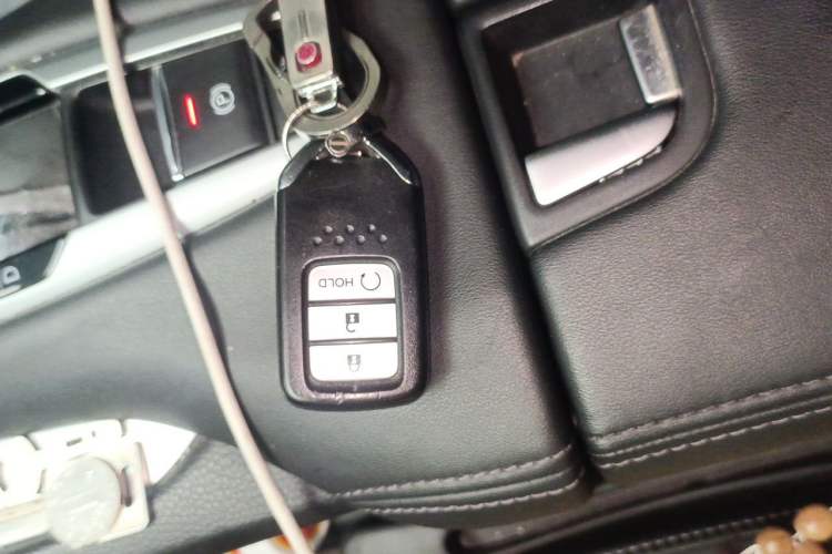 Used Honda Avancier 2017 240TURBO Two-Wheel Drive Elite Edition Vehicle Key
