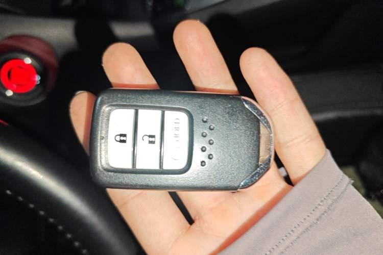Used Honda Avancier 2017 240TURBO Two-Wheel Drive Comfort Version Vehicle Key