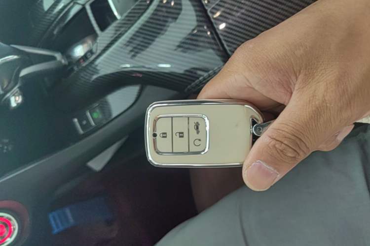 Used Honda Avancier 2017 240TURBO Two-Wheel Drive Premium Edition Vehicle Key