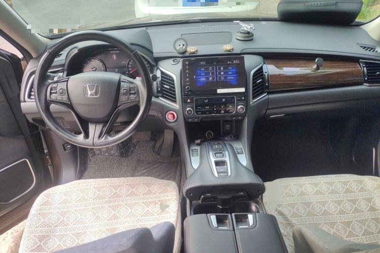 Used Honda Avancier 2017 370TURBO Four-Wheel Drive Prestige Edition Center Console