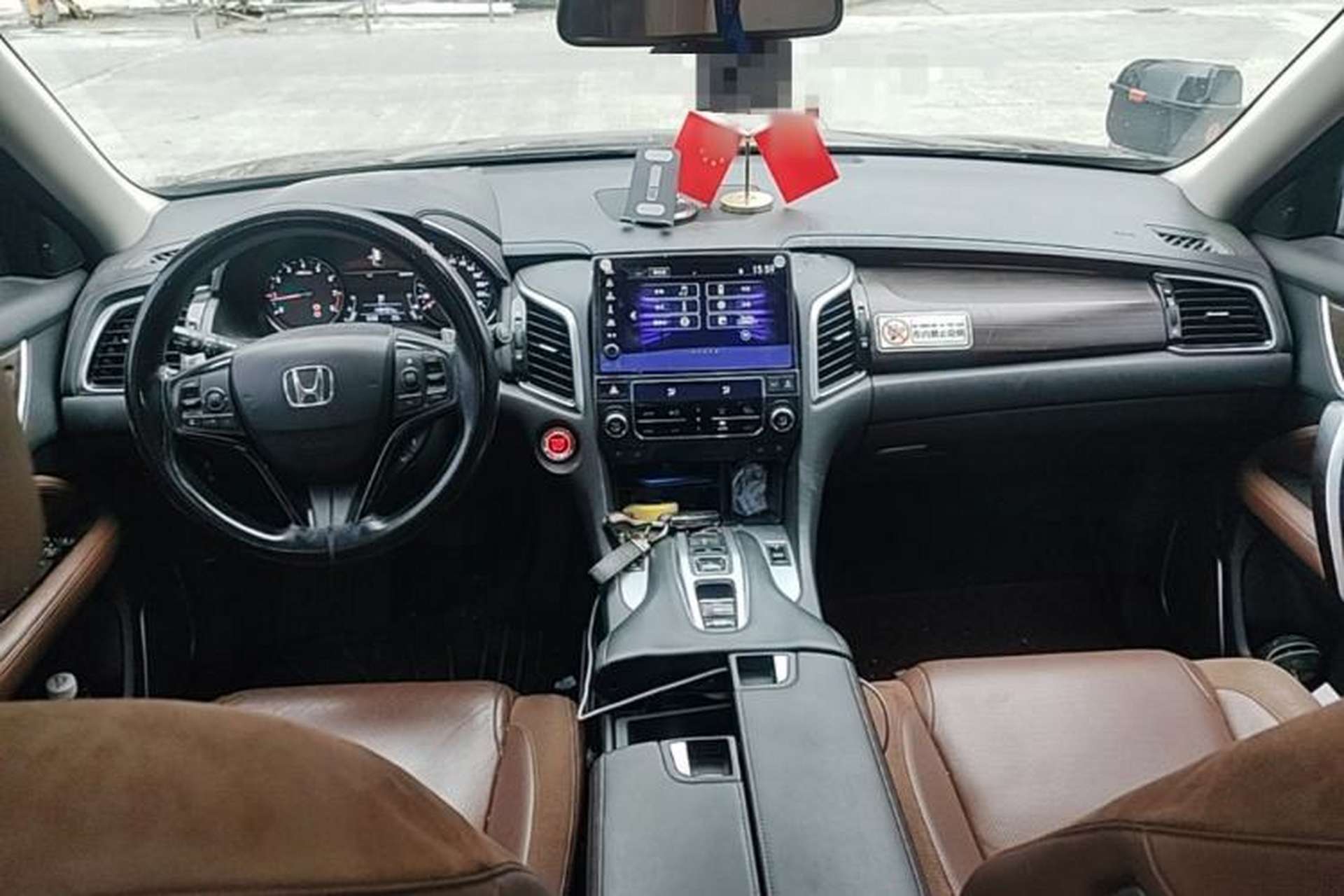 Used Honda Avancier 2017 370TURBO Four-Wheel Drive Supreme Edition Center Console