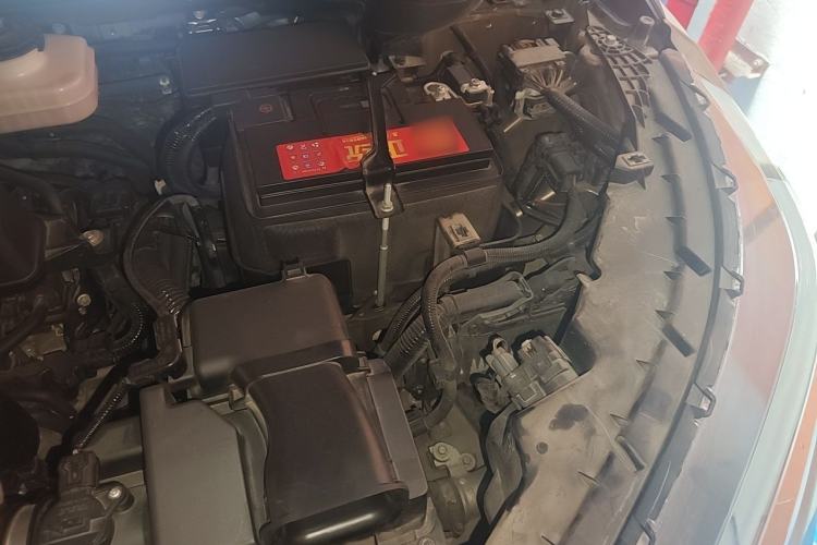Used Honda Avancier 2017 240TURBO Two-Wheel Drive Premium Edition Engine Bay Left