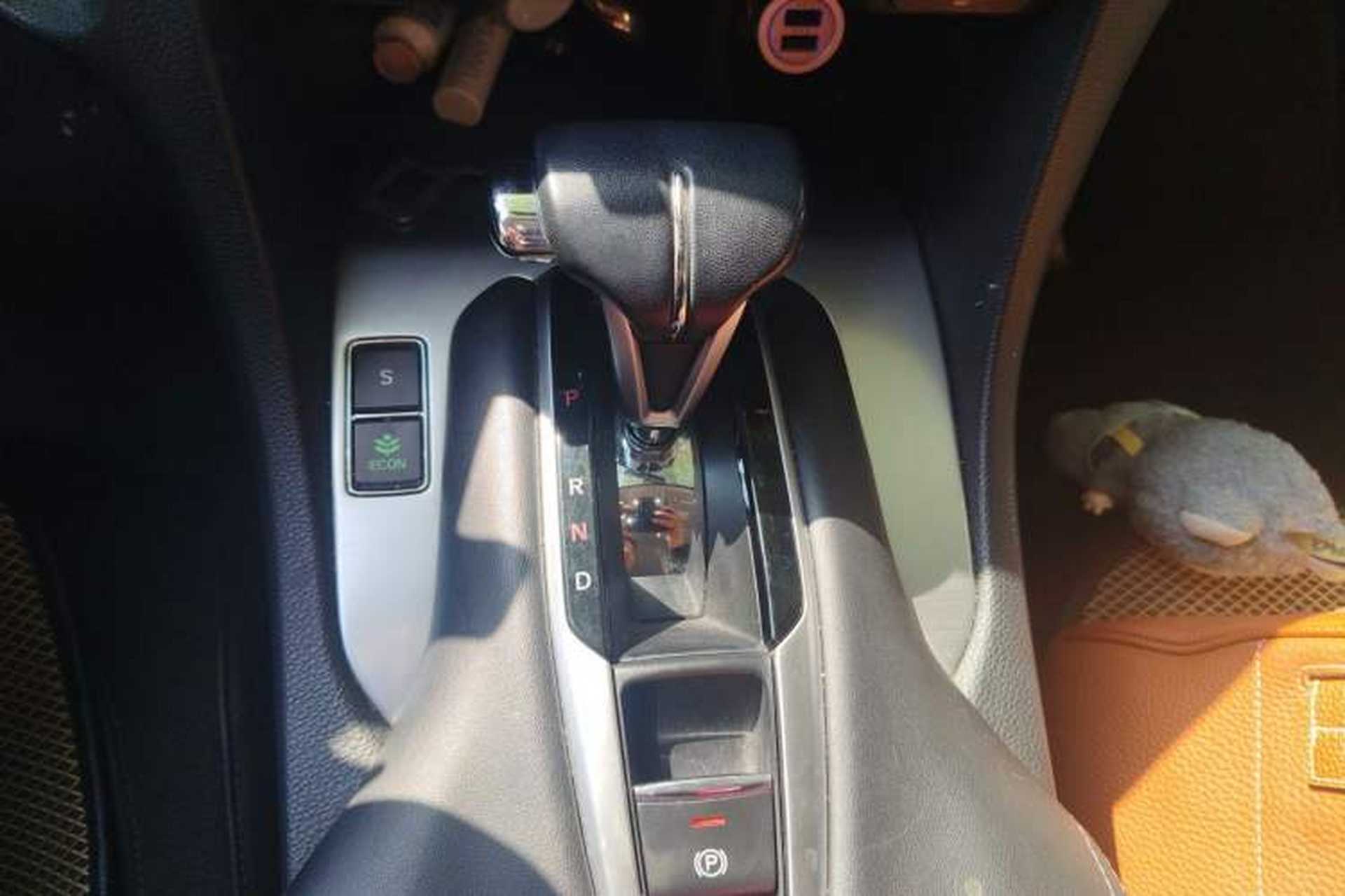 Used Honda Avancier 2017 240TURBO Two-Wheel Drive Luxury Edition Gear Lever