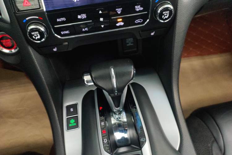 Used Honda Avancier 2017 240TURBO Two-Wheel Drive Luxury Edition Gear Lever