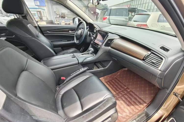 Used Honda Avancier 2017 240TURBO Two-Wheel Drive Luxury Edition Interior 3