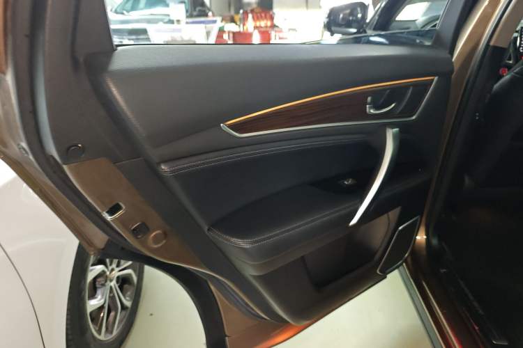 Used Honda Avancier 2017 370TURBO Four-Wheel Drive Prestige Edition Interior 8