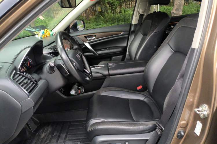 Used Honda Avancier 2017 240TURBO Two-Wheel Drive Premium Edition Left Front Seat