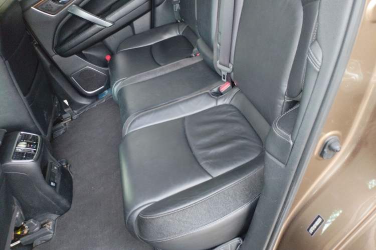 Used Honda Avancier 2017 240TURBO Two-Wheel Drive Premium Edition Left Rear Seat