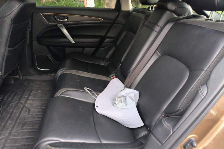 Used Honda Avancier 2017 240TURBO Two-Wheel Drive Premium Edition Left Rear Seat