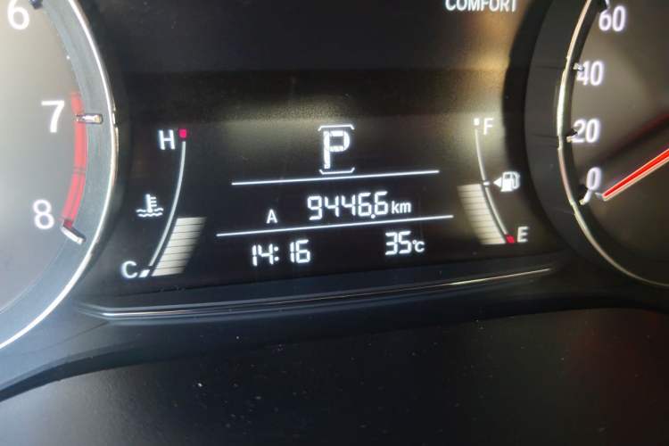 Used Honda Avancier 2017 370TURBO Four-Wheel Drive Prestige Edition Odometer Close Up