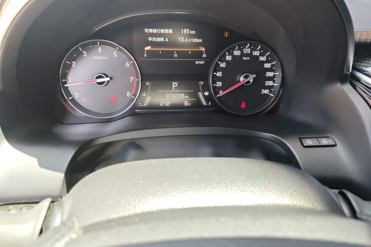 Used Honda Avancier 2017 370TURBO Four-Wheel Drive Supreme Edition Odometer Close Up