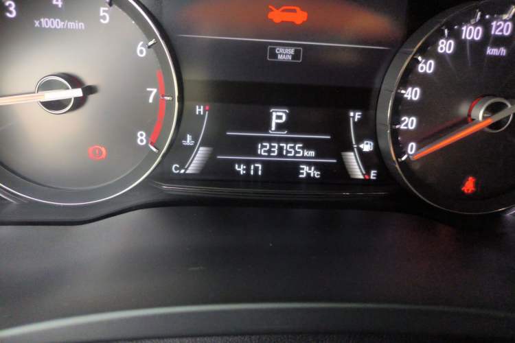 Used Honda Avancier 2017 240TURBO Two-Wheel Drive Premium Edition Odometer Close Up