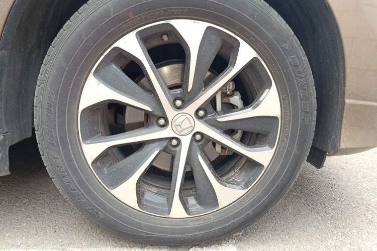 Used Honda Avancier 2017 240TURBO Two-Wheel Drive Comfort Version Right Front Wheel Hub