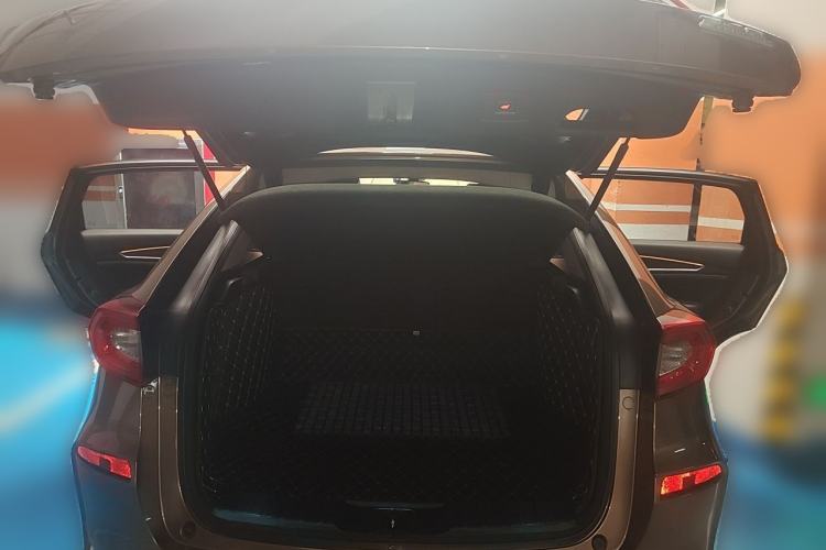 Used Honda Avancier 2017 240TURBO Two-Wheel Drive Premium Edition Trunk