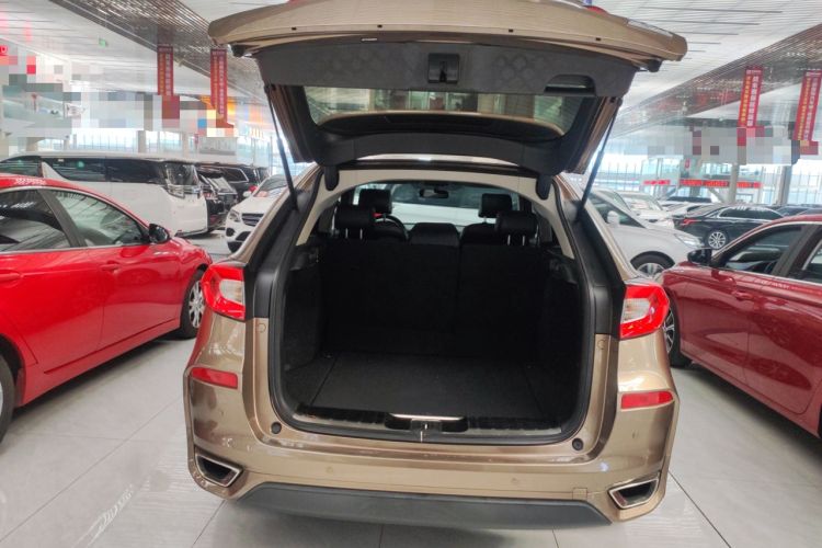 Used Honda Avancier 2017 240TURBO Two-Wheel Drive Luxury Edition Trunk