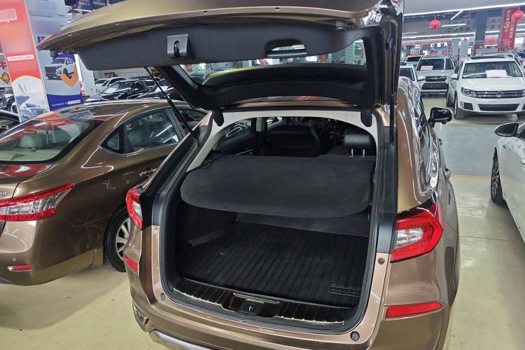 Used Honda Avancier 2017 240TURBO Two-Wheel Drive Luxury Edition Trunk