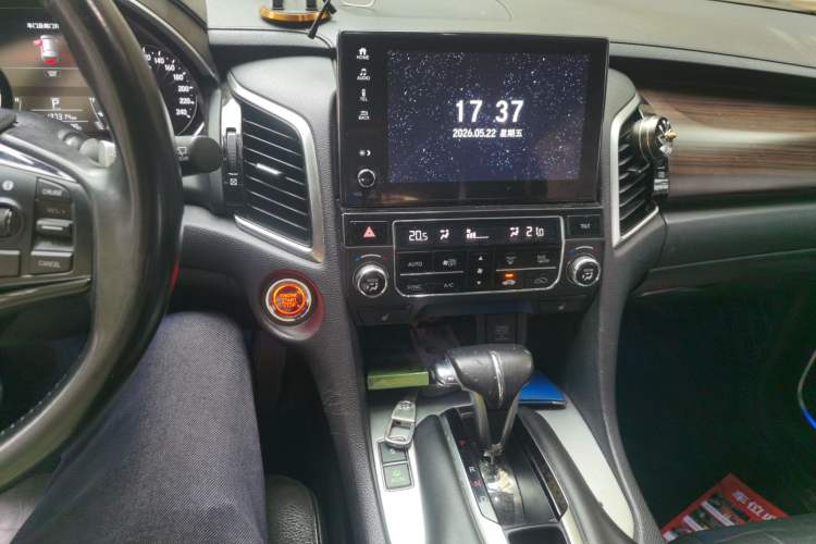 Used Honda Avancier 2019 240TURBO 2WD Luxury Starry Sky Limited Edition Audio And AC Panel