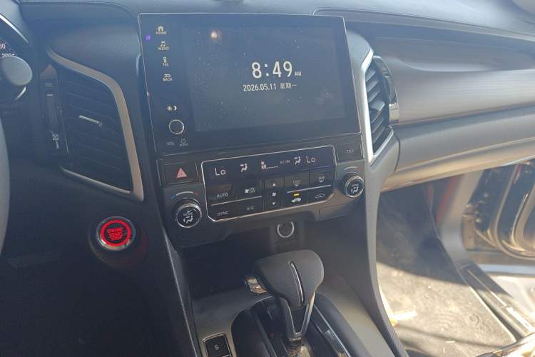 Used Honda Avancier 2019 240TURBO Two-Wheel Drive Elite Edition Audio And AC Panel