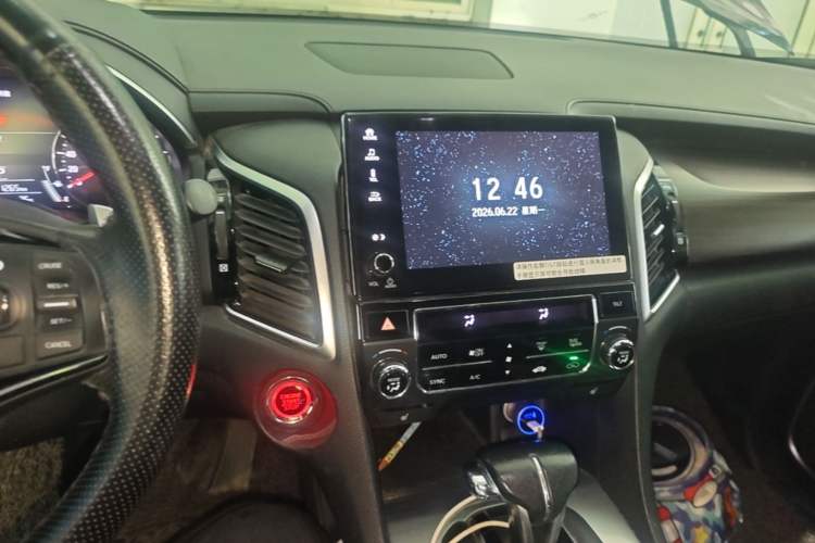 Used Honda Avancier 2019 240TURBO Two-Wheel Drive Luxury Edition Audio And AC Panel