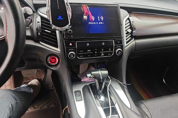 Used Honda Avancier 2019 240TURBO Two-Wheel Drive Comfort Version Audio And AC Panel