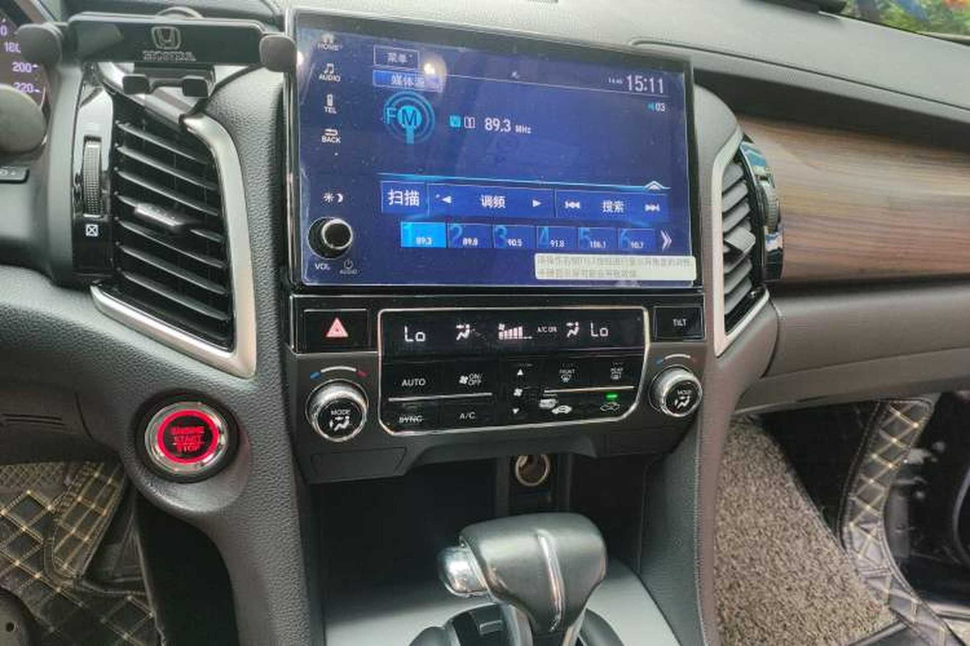 Used Honda Avancier 2019 240TURBO Two-Wheel Drive Comfort Version Audio And AC Panel