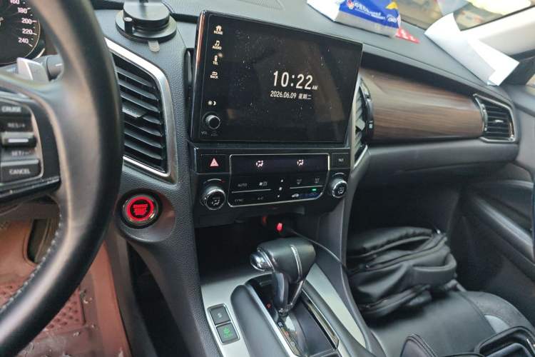 Used Honda Avancier 2019 240TURBO Two-Wheel Drive Comfort Version Audio And AC Panel