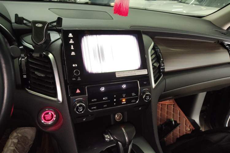 Used Honda Avancier 2019 240TURBO Two-Wheel Drive Luxury Edition Audio And AC Panel