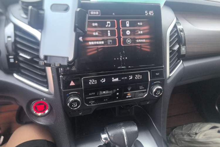 Used Honda Avancier 2019 240TURBO Two-Wheel Drive Luxury Edition Audio And AC Panel