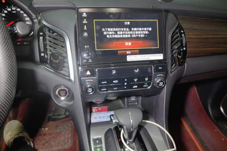 Used Honda Avancier 2019 240TURBO Two-Wheel Drive Elite Edition Audio And AC Panel