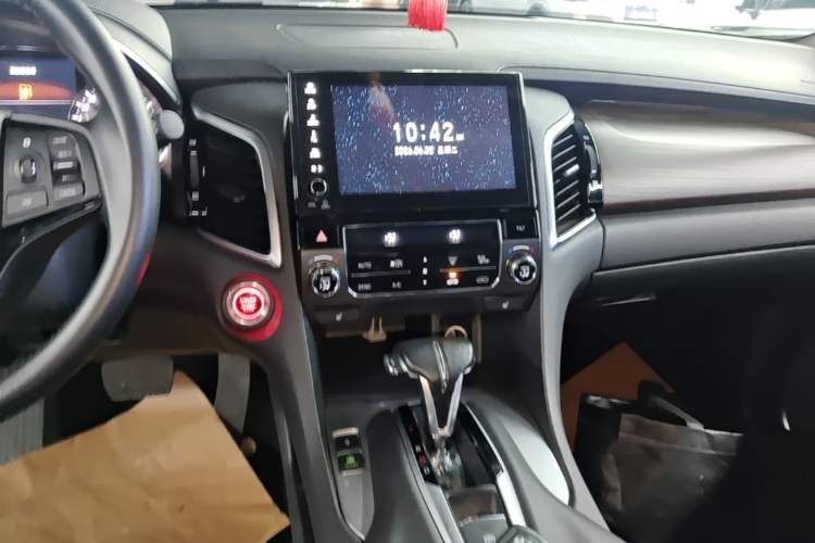 Used Honda Avancier 2019 240TURBO Two-Wheel Drive Luxury Edition Audio And AC Panel