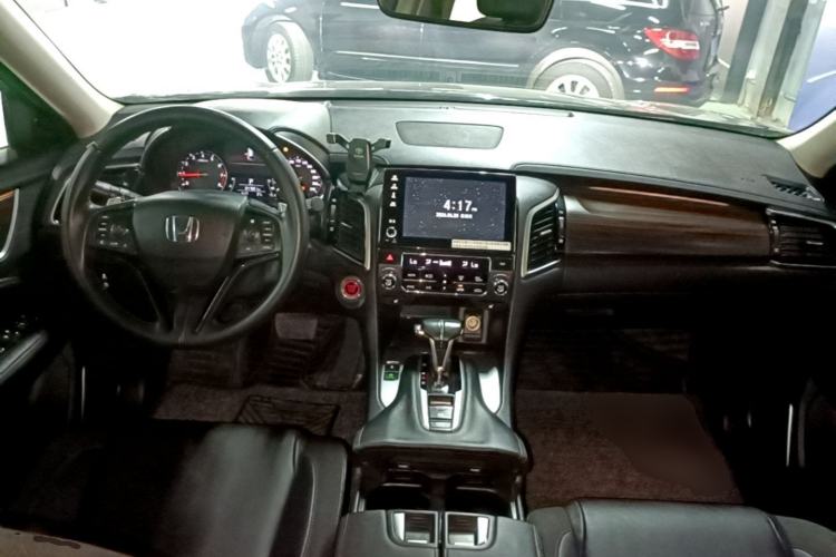 Used Honda Avancier 2019 240TURBO Two-Wheel Drive Premium Edition Center Console