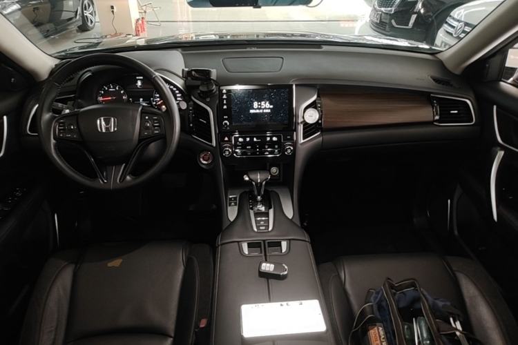Used Honda Avancier 2019 240TURBO Two-Wheel Drive Comfort Version Center Console