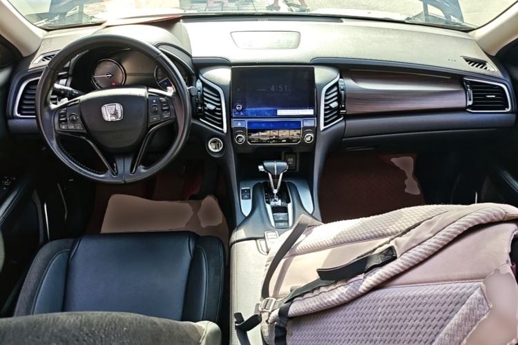 Used Honda Avancier 2019 240TURBO Two-Wheel Drive Comfort Version Center Console