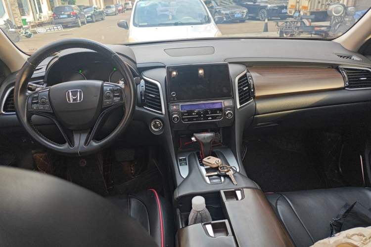 Used Honda Avancier 2019 240TURBO Two-Wheel Drive Comfort Version Center Console