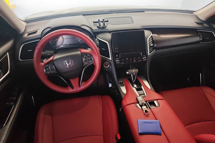 Used Honda Avancier 2019 240TURBO Two-Wheel Drive Elite Edition Center Console