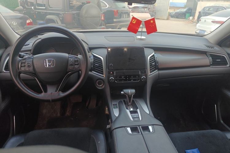Used Honda Avancier 2019 240TURBO Two-Wheel Drive Elite Edition Center Console