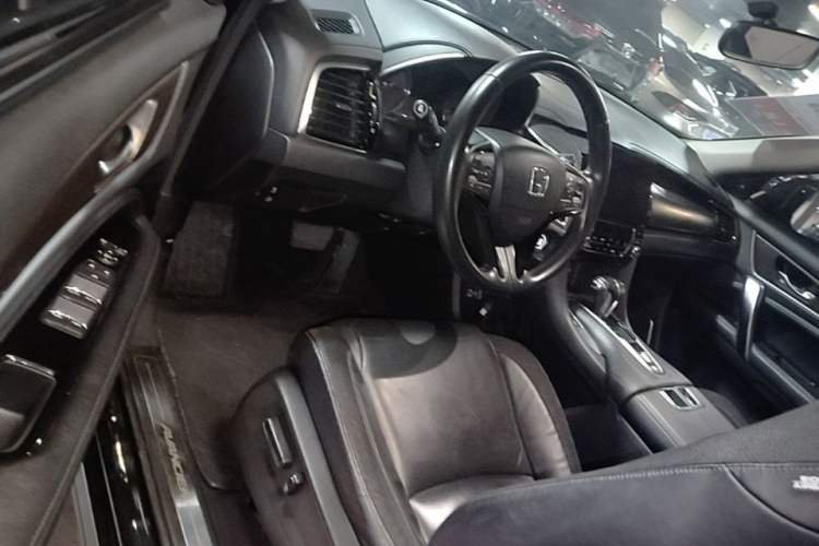 Used Honda Avancier 2019 240TURBO Two-Wheel Drive Luxury Edition Driver Seat
