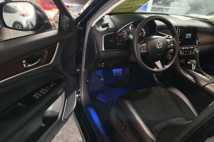 Used Honda Avancier 2019 240TURBO Two-Wheel Drive Elite Edition Driver Seat