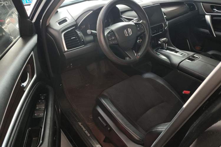 Used Honda Avancier 2019 240TURBO Two-Wheel Drive Elite Edition Driver Seat
