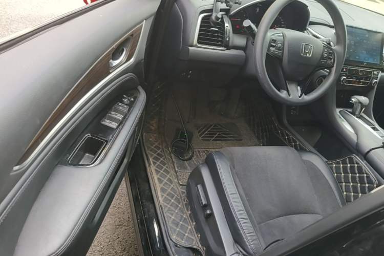 Used Honda Avancier 2019 240TURBO Two-Wheel Drive Elite Edition Driver Seat