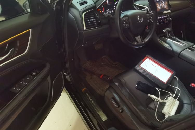 Used Honda Avancier 2019 240TURBO Two-Wheel Drive Premium Edition Driver Seat