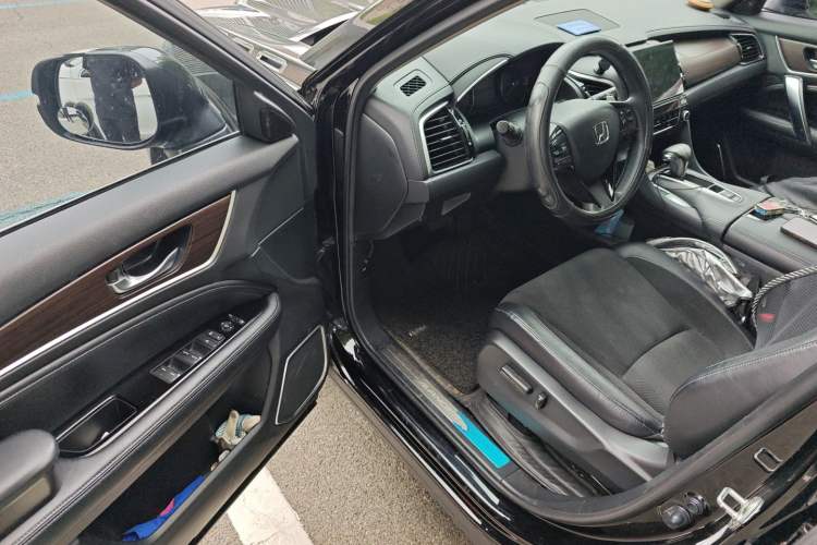Used Honda Avancier 2019 240TURBO Two-Wheel Drive Elite Edition Driver Seat