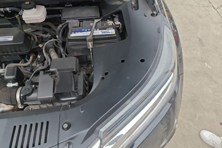 Used Honda Avancier 2019 240TURBO Two-Wheel Drive Comfort Version Engine Bay Left