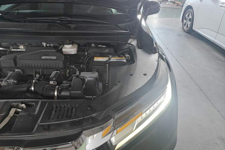 Used Honda Avancier 2019 240TURBO Two-Wheel Drive Premium Edition Engine Bay Left