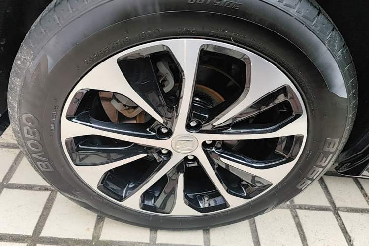 Used Honda Avancier 2019 240TURBO Two-Wheel Drive Comfort Version Exterior 4