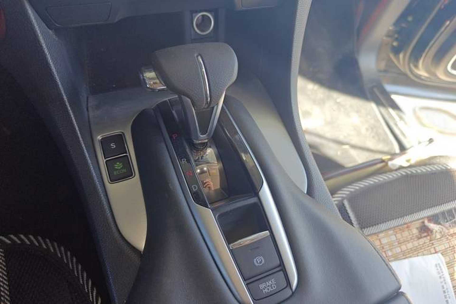 Used Honda Avancier 2019 240TURBO Two-Wheel Drive Elite Edition Gear Lever