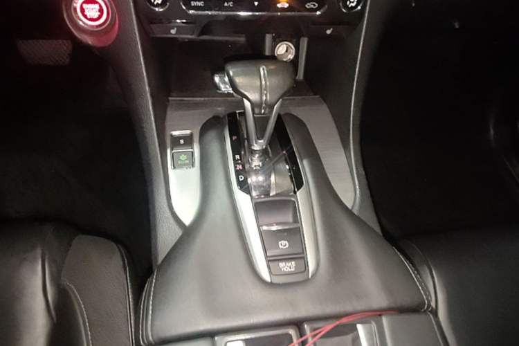 Used Honda Avancier 2019 240TURBO Two-Wheel Drive Luxury Edition Gear Lever