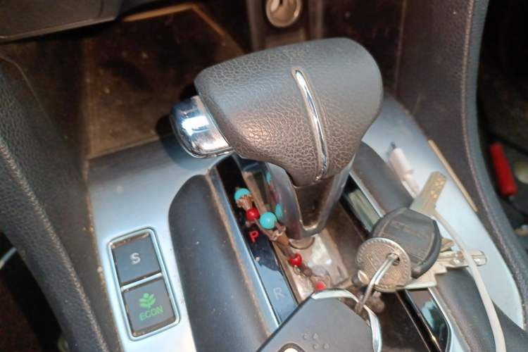 Used Honda Avancier 2019 240TURBO Two-Wheel Drive Elite Edition Gear Lever